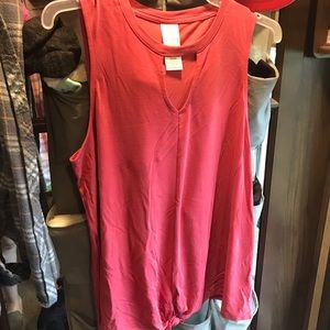 Time & Tru red tie top